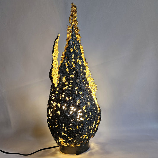 Lampe flamme 19-77 - Sculpture luminaire - Flamme en dentelle d'acier et feuilles or 24 carats
