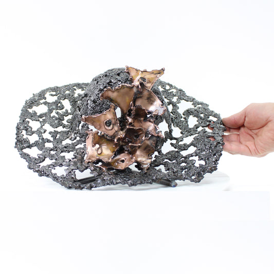 Chapeau 112-22 - Sculpture forme chapeau dentelle acier et bronze