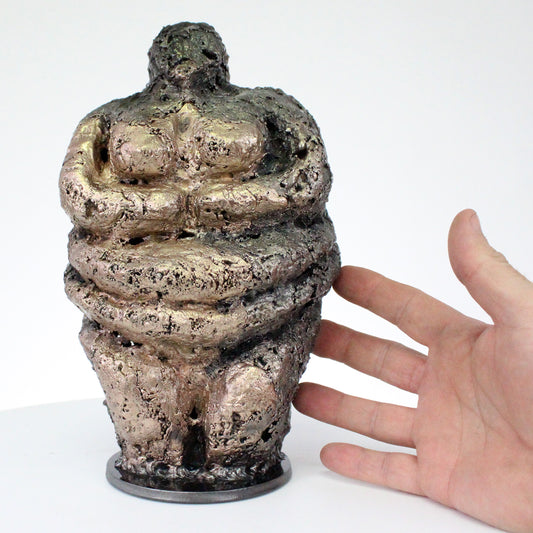 Idole differences 65-21 - Sculpture femme métal dentelle acier, bronze - Woman metal artwork - lace steel bronze - Buil