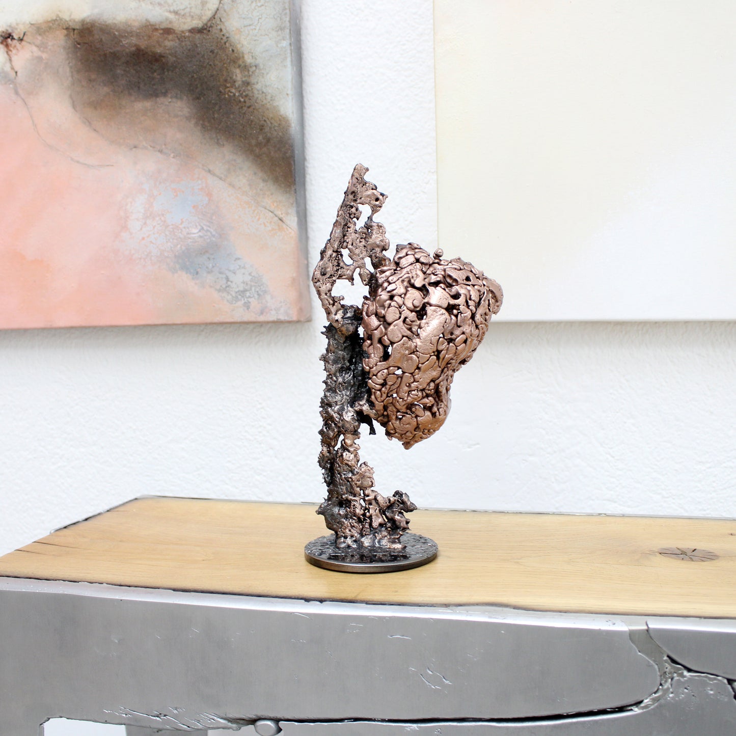 Montagne Yogi 89-22 - Sculpture dos en bronze sur dentelle acier et bronze