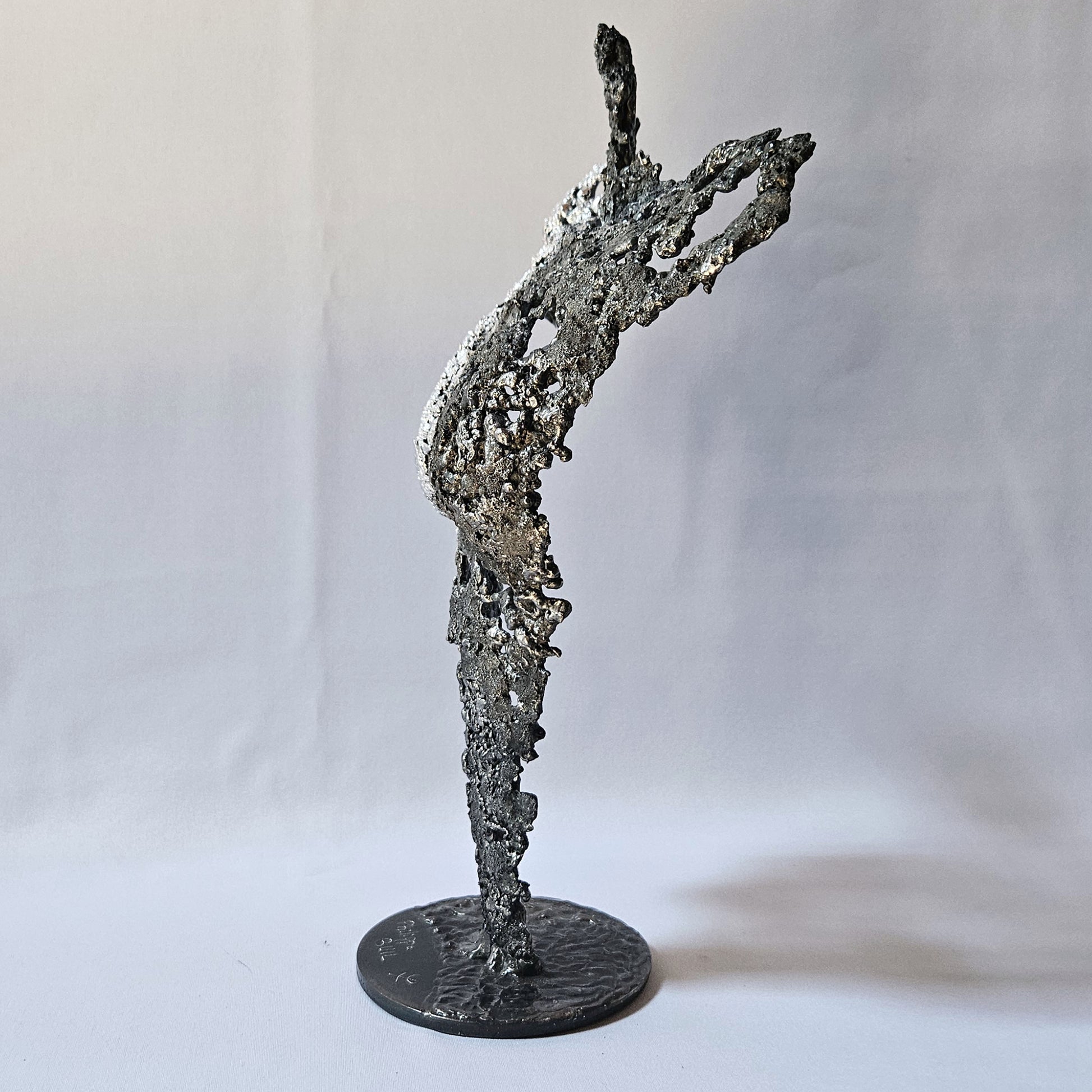 Pavarti Rose - Sculpture corps de femme dentelle métal acier et chrome