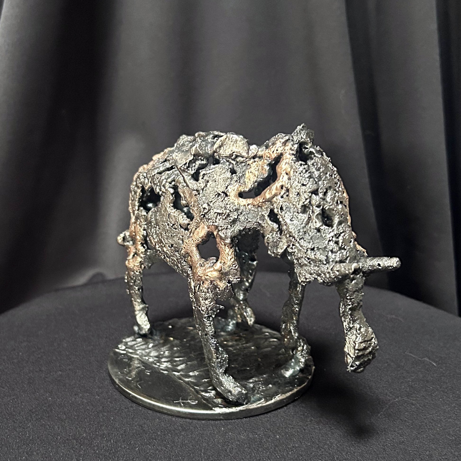 Sculpture éléphant design en métal ajouré – art contemporain français