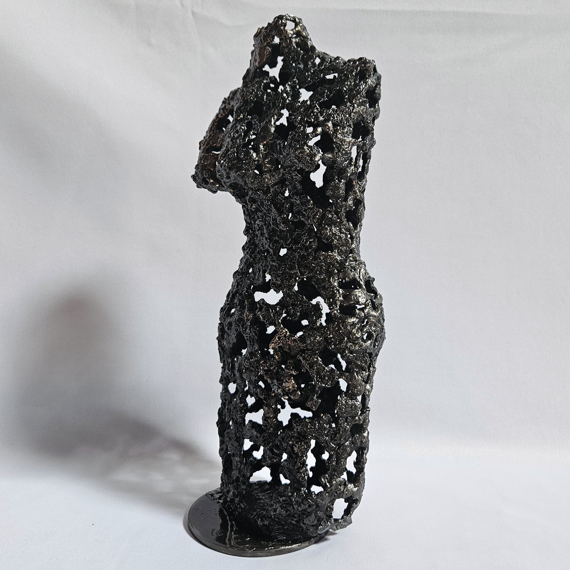 Pavarti Cantatrice - Sculpture corps femme dentelle metal acier bronze