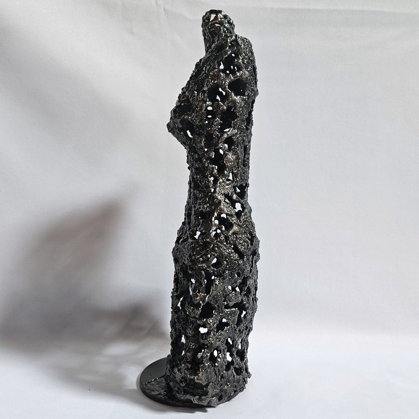 Pavarti Cantatrice - Sculpture corps femme dentelle metal acier bronze