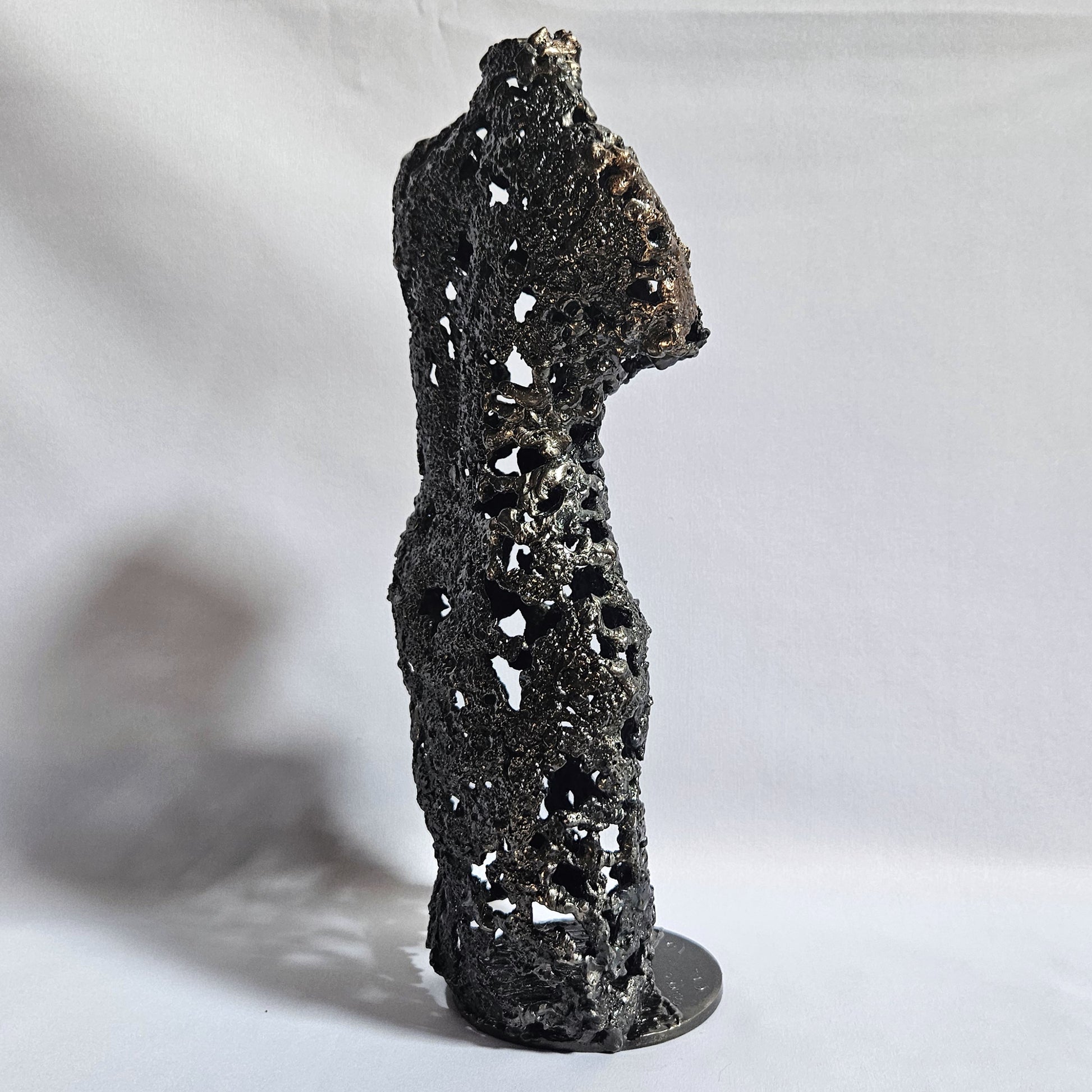 Pavarti Cantatrice - Sculpture corps femme dentelle metal acier bronze