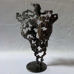 Pavarti Ambre Rouge - Sculpture corps femme dentelle metal acier bronze