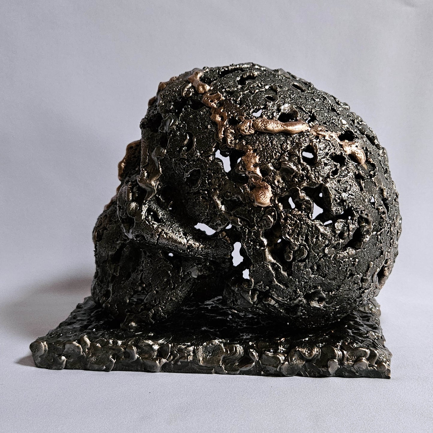 Vanité 3-24 - Sculpture crane metal dentelle acier et bronze