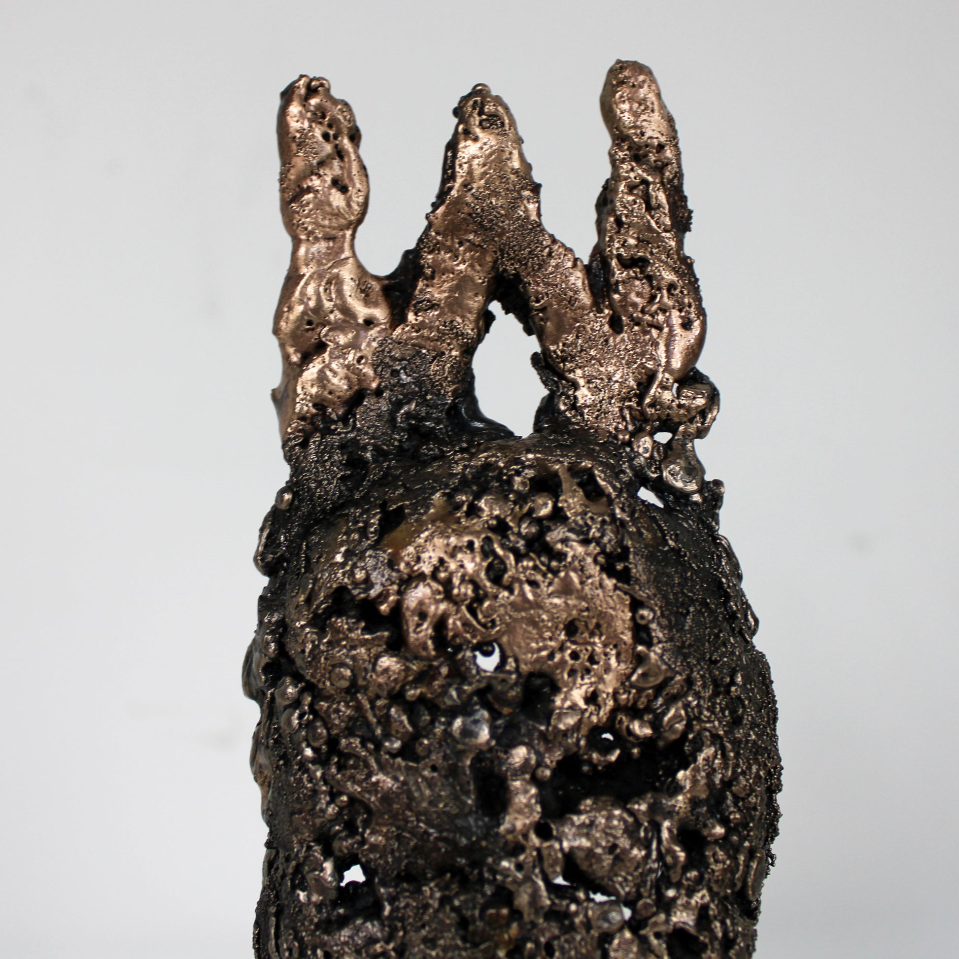 sculpture visage africain dentelle métal artistique - détail