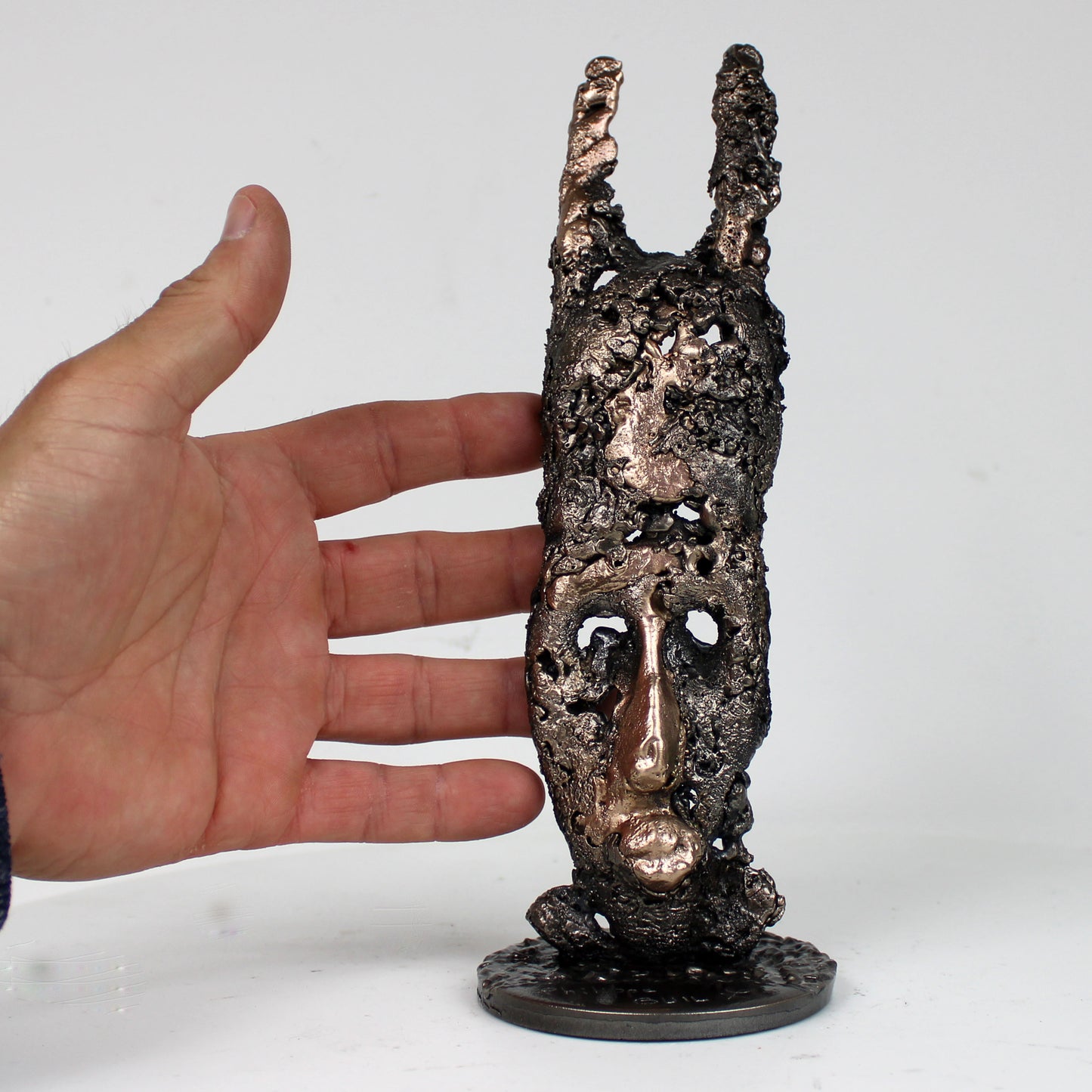 Masque Africain Dimanche 47-23- Sculpture metal série de 7 masques semainiers sénégal