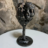 sculpture Le Calice du Silence Philippe Buil tête de mort métal
