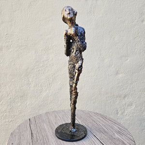 Muse 66-23 - Sculpture femme metal acier bronze