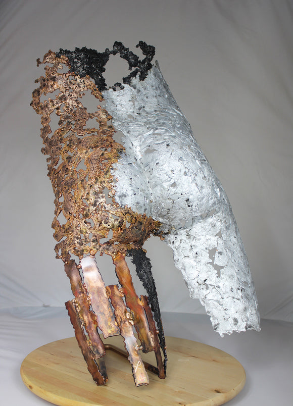 Kouros Vision de Cocagne - Sculpture Fesses en bronze Acier et Aluminium - Buil