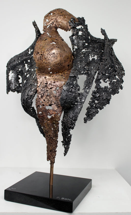 Connect the first - Sculpture en dentelle de Bronze et d'acier - Buil
