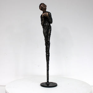 Muse 24-23 - Sculpture femme dentelle metal acier bronze
