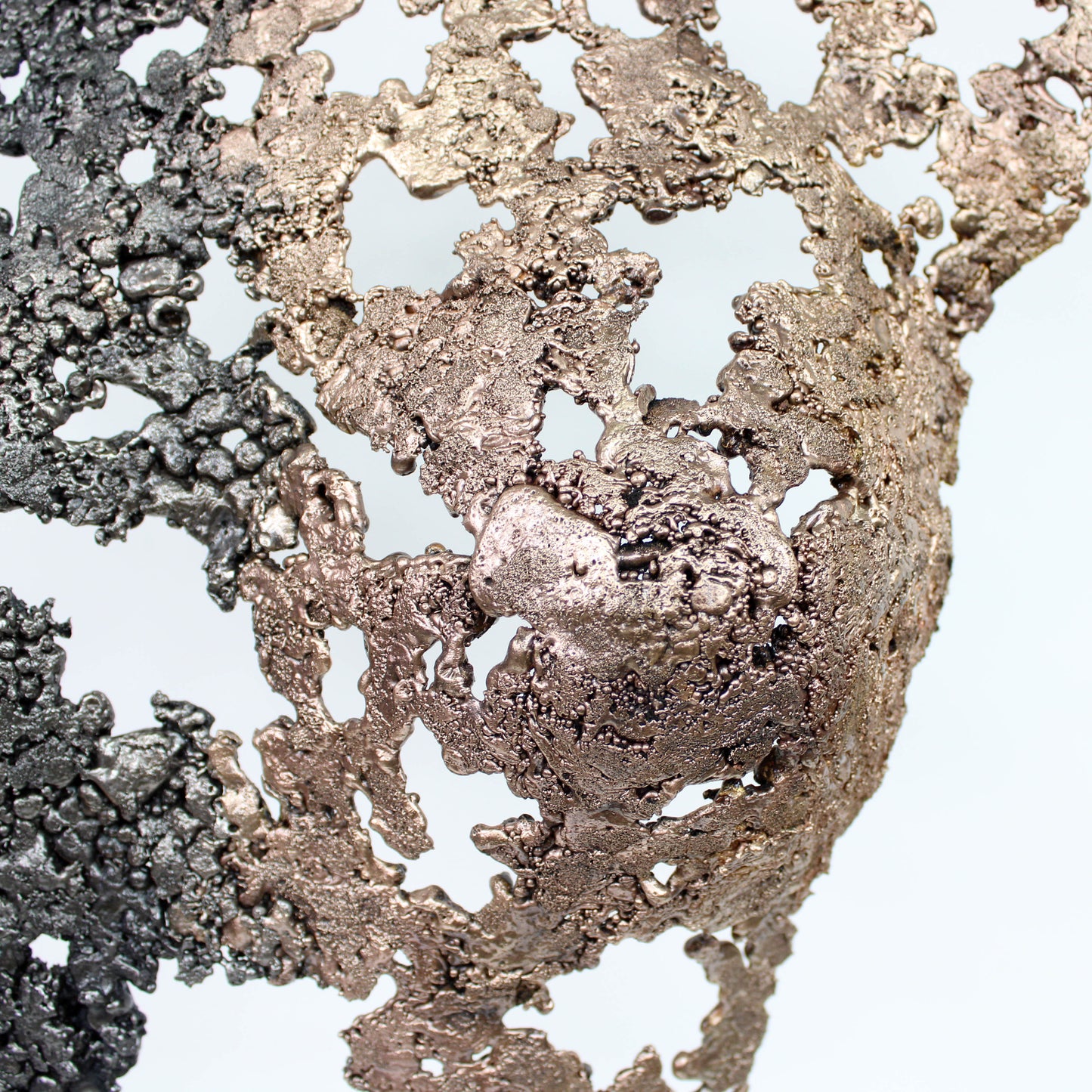 Belisama Tradition - Sculpture bustier femme dentelle métal bronze et acier