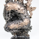 Montagne Yogi 50-22 - Sculpture homme accroupi dentelle métal acier bronze