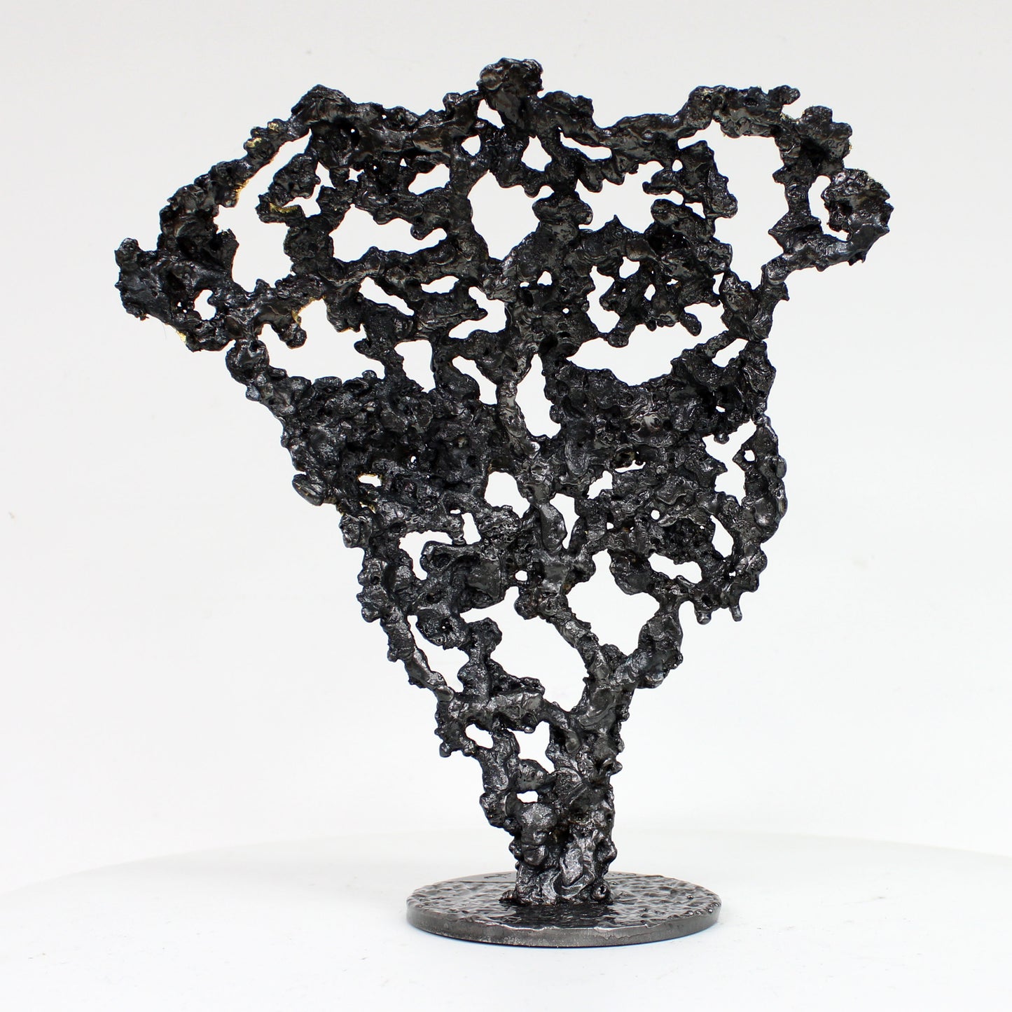 Pavarti Azur - Sculpture torse homme dentelle metal et feuilles or 24 carats