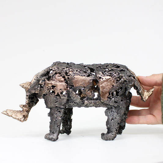 Rhinoceros 8-22 - Sculpture animal Rhinocéros en dentelle acier et bronze