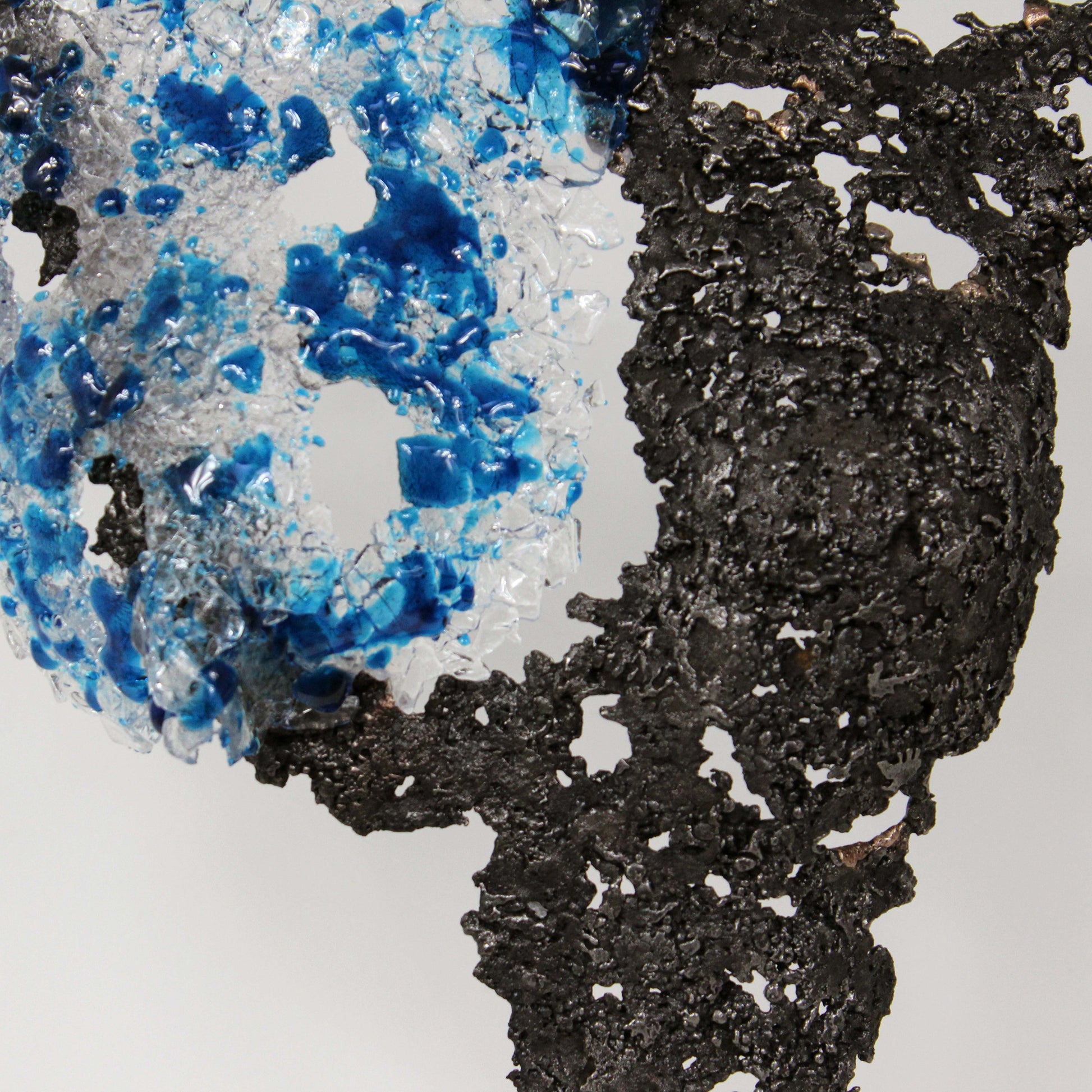 Belisama Bleu Mer - Sculpture buste femme metal et verre - Buil